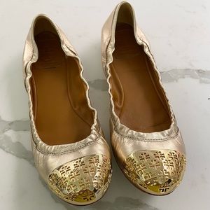 Tory Burch Cami Ballet in Platinum